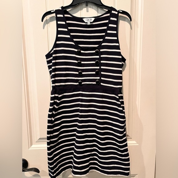 Hollister Dresses & Skirts - I LOVE H81 Ladies Dress Size L Black/White Summer Tank Trending Pockets Chic Fun